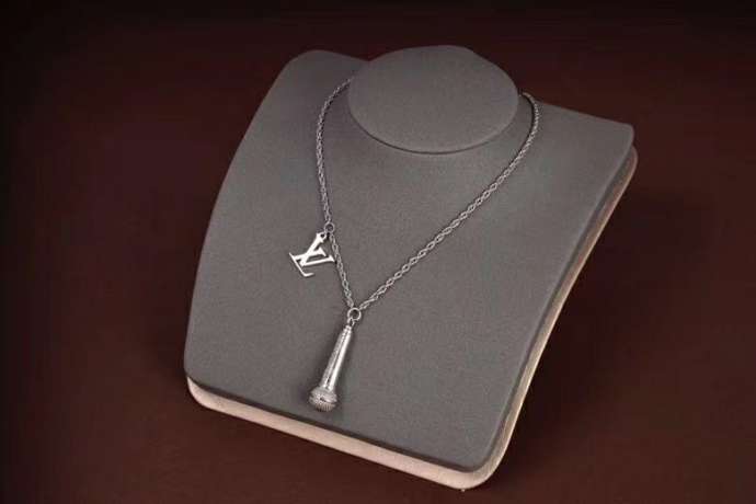 Picture of LV Necklace _SKULVnecklace02cly12112155